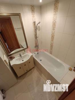 2-к квартира, вторичка, 57м2, 1/10 этаж