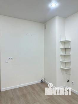 Студия квартира, вторичка, 32м2, 2/17 этаж