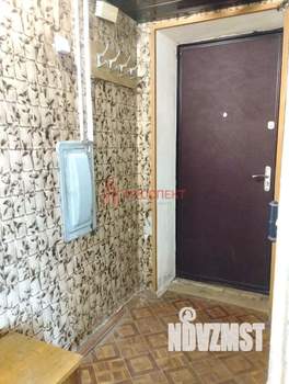 2-к квартира, вторичка, 42м2, 1/5 этаж