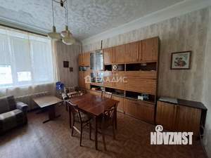 2-к квартира, вторичка, 61м2, 5/5 этаж
