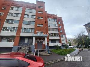 2-к квартира, вторичка, 63м2, 3/5 этаж