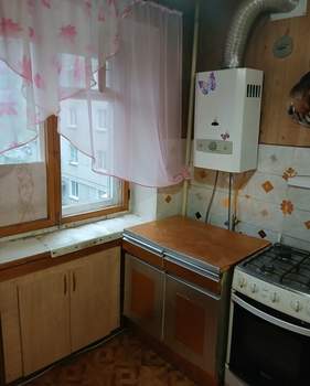 3-к квартира, вторичка, 58м2, 3/5 этаж