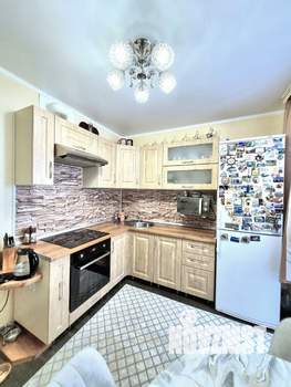 2-к квартира, вторичка, 56м2, 1/16 этаж