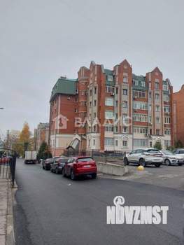 3-к квартира, вторичка, 126м2, 1/6 этаж