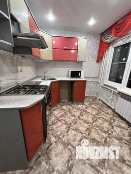 2-к квартира, вторичка, 53м2, 1/9 этаж