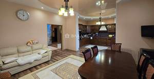 3-к квартира, вторичка, 300м2, 15/16 этаж