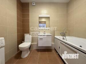 2-к квартира, вторичка, 69м2, 8/17 этаж