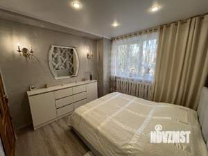 2-к квартира, вторичка, 54м2, 1/9 этаж