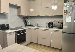 2-к квартира, вторичка, 60м2, 4/10 этаж