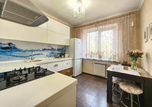 3-к квартира, вторичка, 64м2, 2/9 этаж