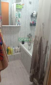 2-к квартира, вторичка, 53м2, 1/9 этаж