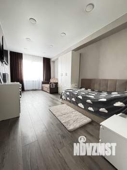 2-к квартира, вторичка, 63м2, 9/18 этаж