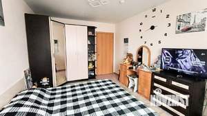 4-к квартира, вторичка, 108м2, 1/5 этаж