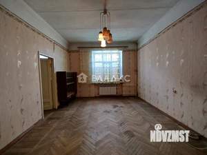 2-к квартира, вторичка, 64м2, 1/5 этаж