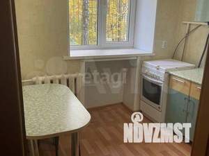 2-к квартира, вторичка, 40м2, 1/5 этаж