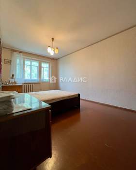 3-к квартира, вторичка, 63м2, 5/5 этаж