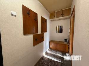 2-к квартира, вторичка, 41м2, 1/9 этаж