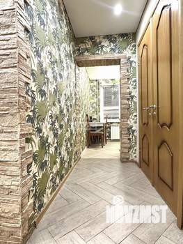 3-к квартира, вторичка, 63м2, 8/9 этаж