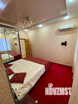 3-к квартира, вторичка, 82м2, 1/9 этаж