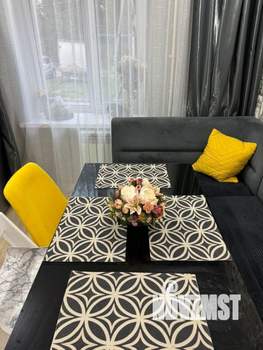 2-к квартира, вторичка, 57м2, 1/10 этаж