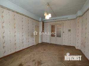 2-к квартира, вторичка, 64м2, 1/5 этаж