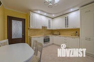 3-к квартира, вторичка, 97м2, 11/14 этаж