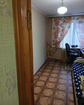 3-к квартира, вторичка, 58м2, 3/5 этаж