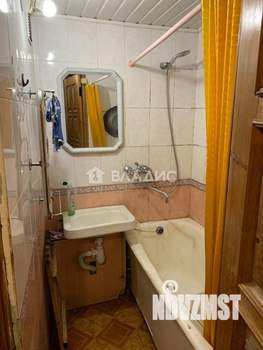 3-к квартира, вторичка, 55м2, 1/9 этаж