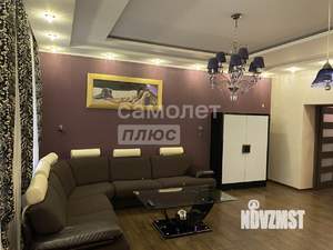 3-к квартира, вторичка, 201м2, 2/3 этаж