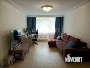 2-к квартира, вторичка, 62м2, 1/10 этаж