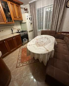 2-к квартира, вторичка, 57м2, 4/10 этаж