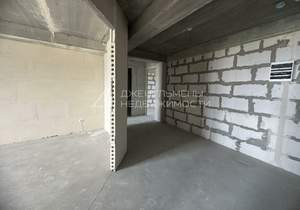 3-к квартира, вторичка, 80м2, 8/18 этаж