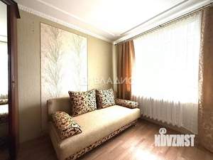 2-к квартира, вторичка, 63м2, 1/10 этаж