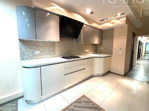 3-к квартира, вторичка, 82м2, 8/10 этаж