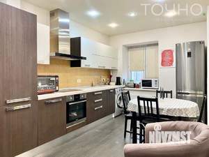 2-к квартира, вторичка, 60м2, 9/18 этаж