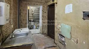 2-к квартира, вторичка, 42м2, 1/2 этаж