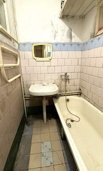 2-к квартира, вторичка, 47м2, 1/5 этаж