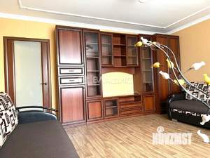 2-к квартира, вторичка, 63м2, 1/10 этаж