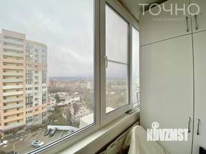 2-к квартира, вторичка, 60м2, 9/18 этаж