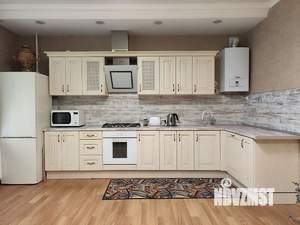 3-к квартира, вторичка, 133м2, 2/5 этаж