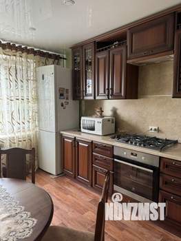 2-к квартира, вторичка, 61м2, 3/10 этаж